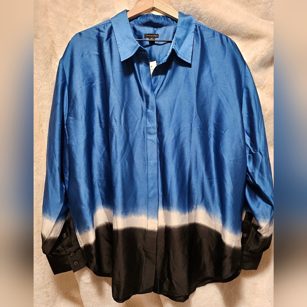 Women's Ann Taylor Tripped Oversize Shirt Color: Santorini Blue Size XXL